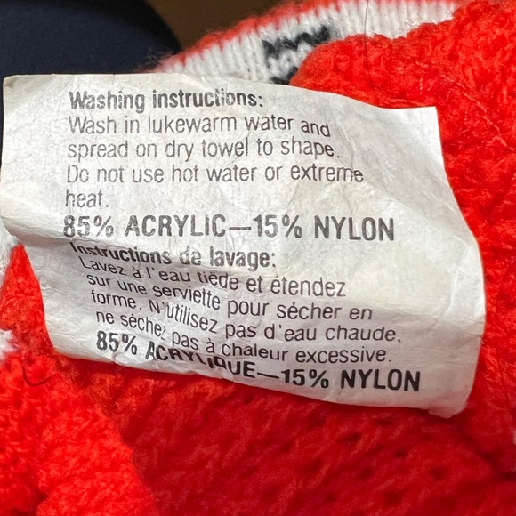 Canadian Pacific Hat Beanie Toque CP Air Orange White Pompom Double Layer 1 Size - Picture 6 of 7